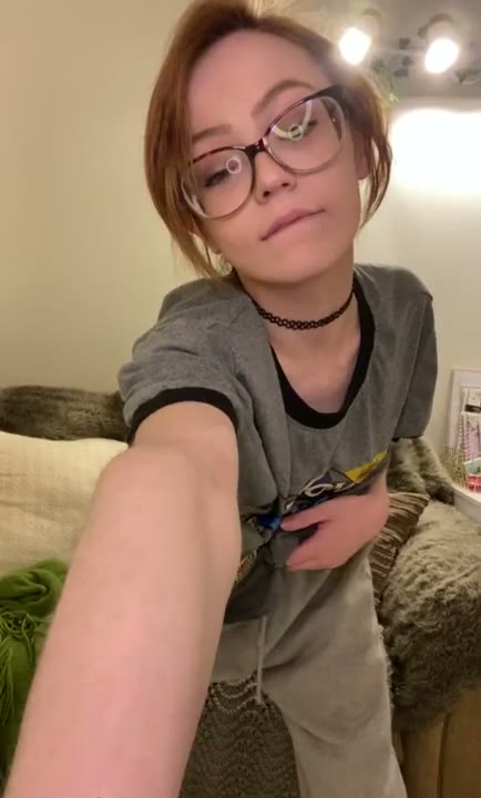 Hot Petite Nerd with a Horny Pussy and Big Glasses Leaked Snapchat Nude