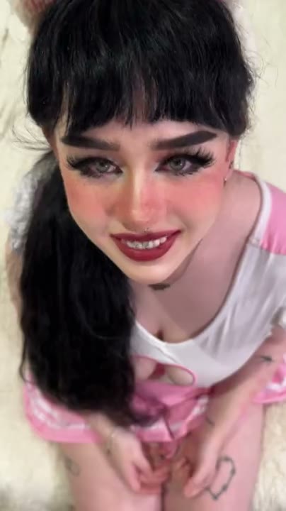 Submissive Snapchat Slut Likes it Rough with Creampie From Daddy