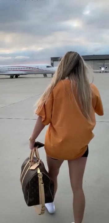 XXX Snapchat Blondie Sucking and Fucking BF in a Luxury Private Jet S Restroom