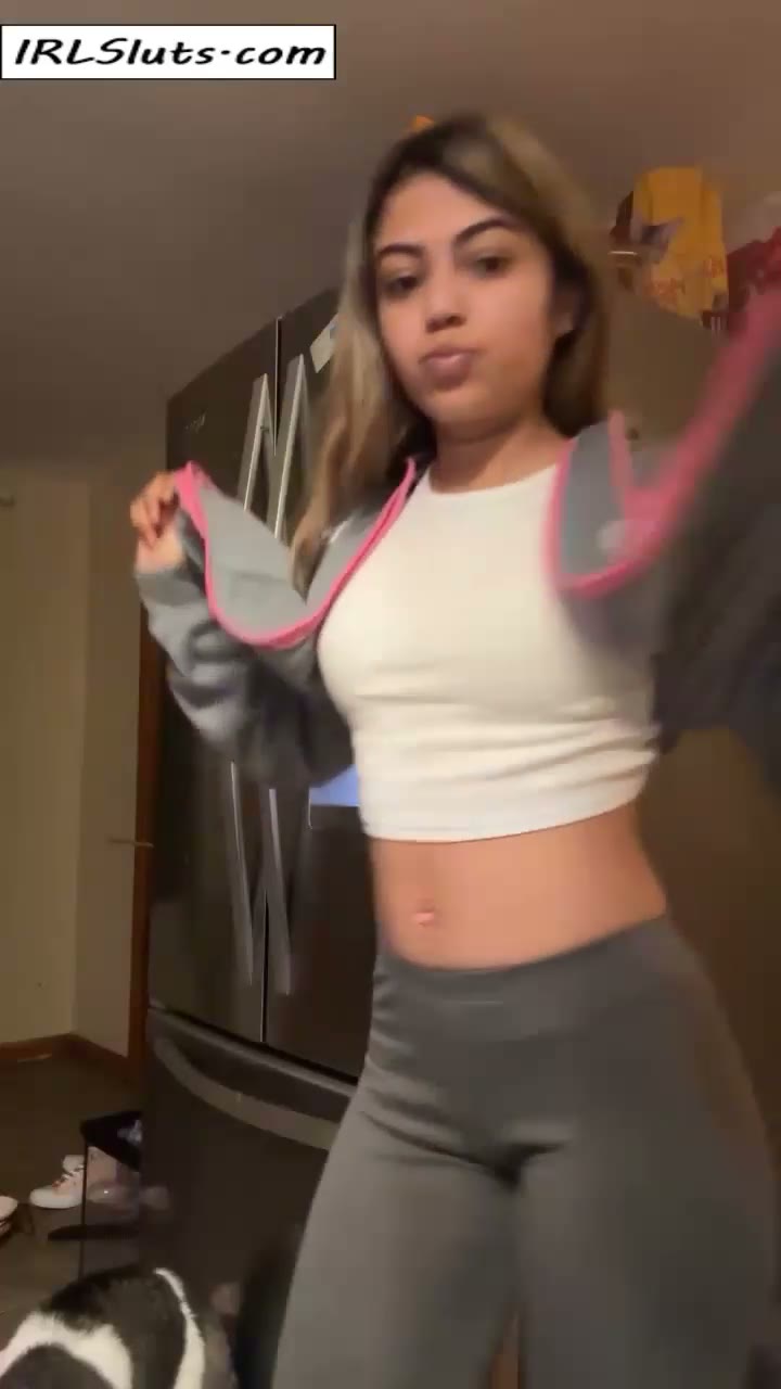 Phat Ass Cutie Leaked Riding Dick