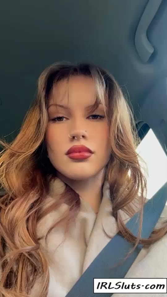 Girlfriend Exposed